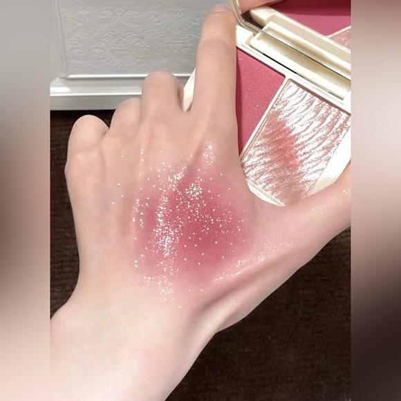 sparkling blush - Picture 1 of 2